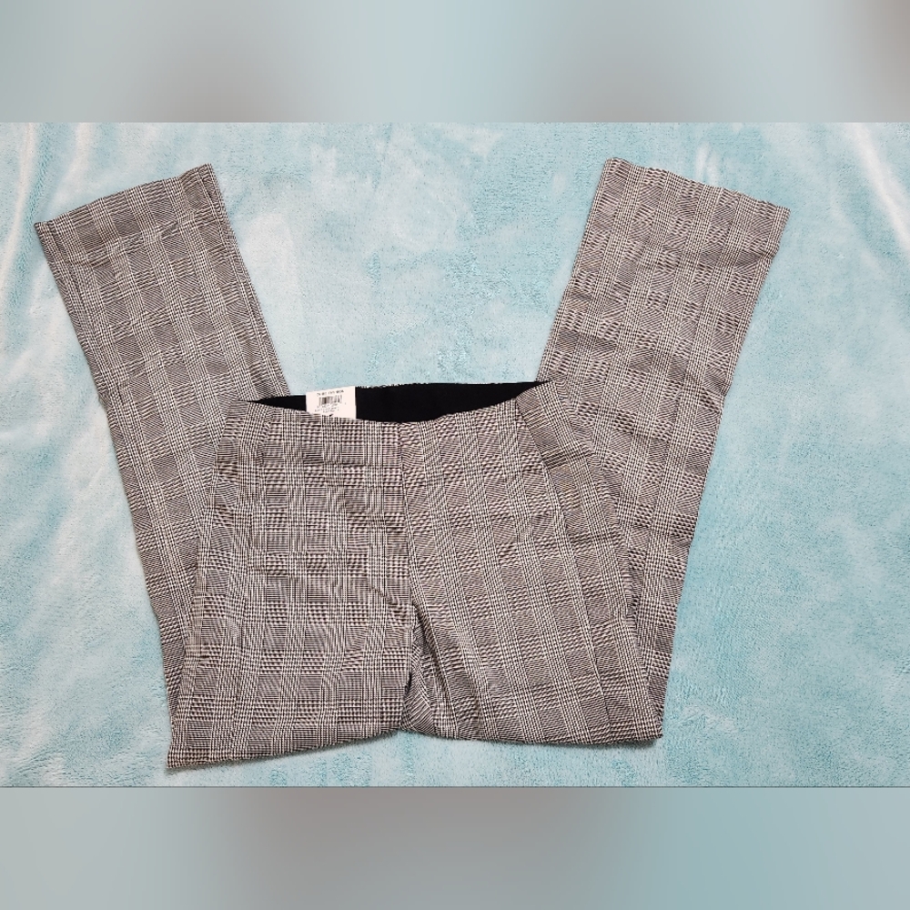 Sz 6P INC Boot Leg Pants NWT